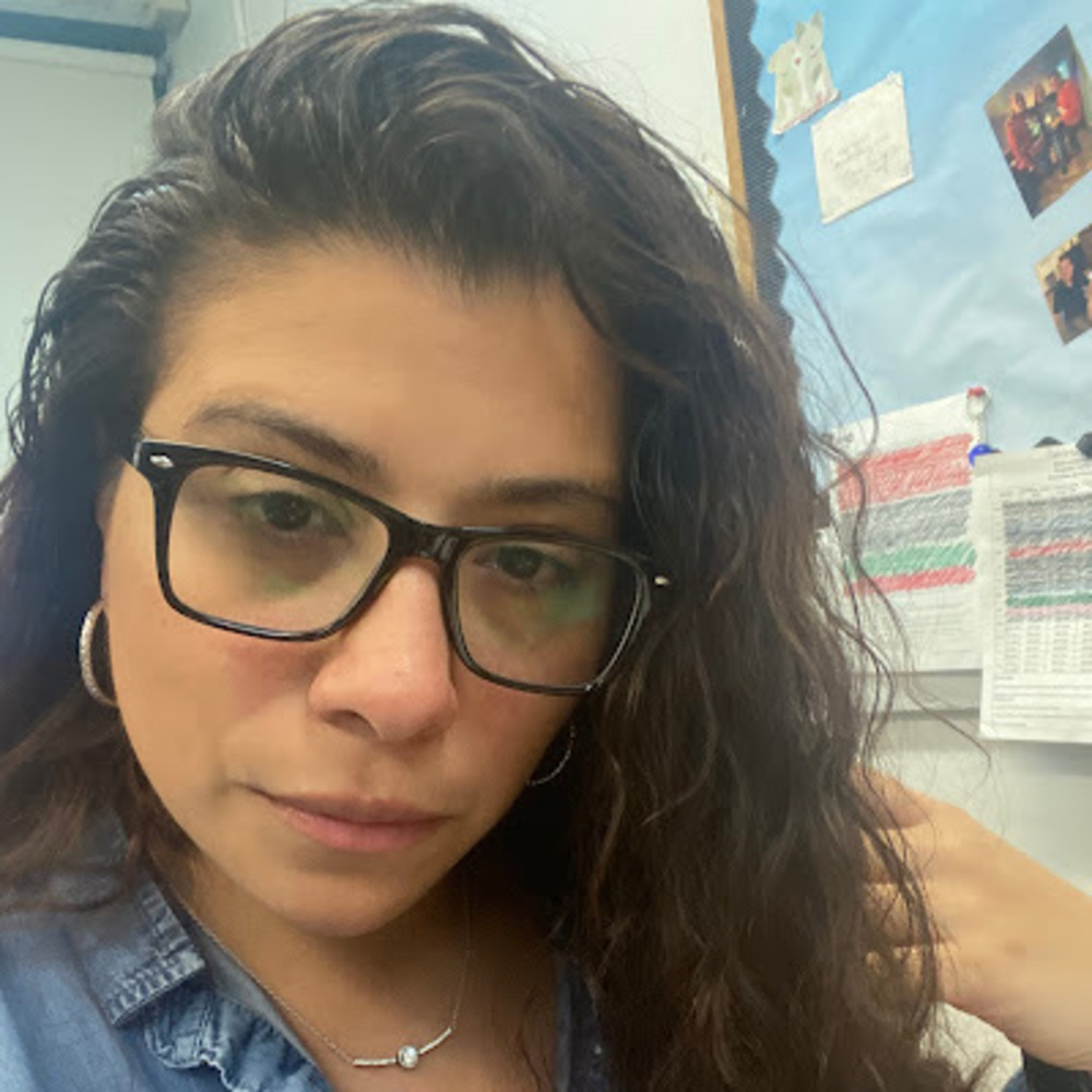 Meet your Posher, Zoraida